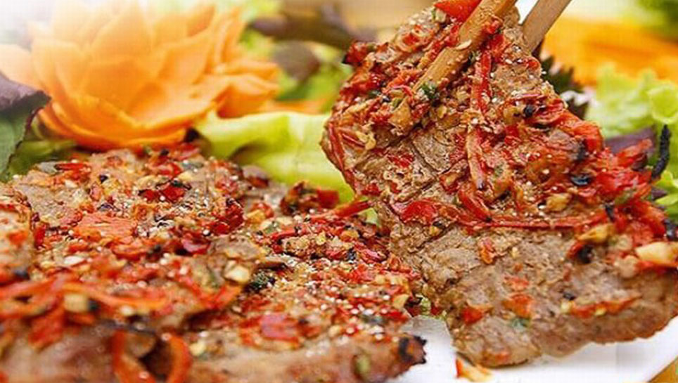Làm món ba chỉ bò nướng sa tế cay thơm lừng khó cưỡng cùng DFOODS 